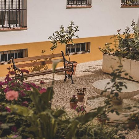 Apartamento Jardin de Santa Paula Sevilla Bagian luar foto