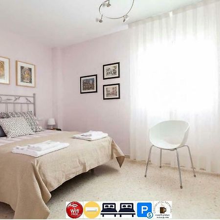 Apartamento Jardin de Santa Paula Sevilla Bagian luar foto