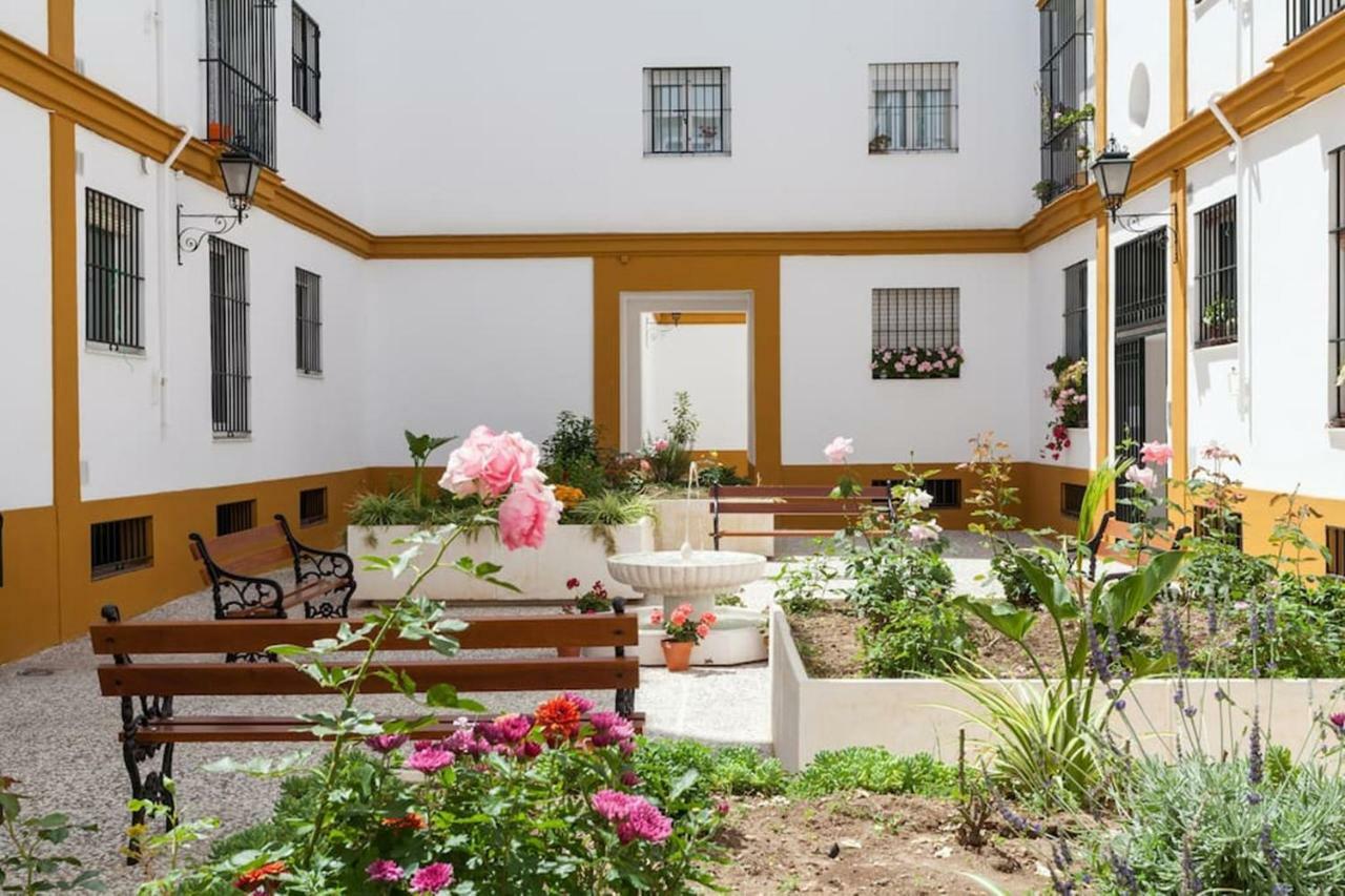 Apartamento Jardin de Santa Paula Sevilla Bagian luar foto